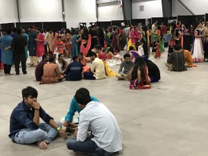 Gujarati Cultural Assocn Garba-Dandia Dance 2017-09-23 (26)