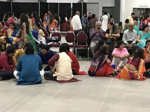 Gujarati Cultural Assocn Garba-Dandia Dance 2017-09-23 (27)