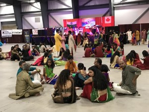 Gujarati Cultural Assocn Garba-Dandia Dance 2017-09-23 (33)