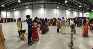 Gujarati Cultural Assocn Garba-Dandia Dance 2017-09-23 (49)
