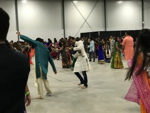 Gujarati Cultural Assocn Garba-Dandia Dance 2017-09-23 (66)