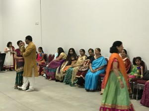 Gujarati Cultural Assocn Garba-Dandia Dance 2017-09-23 (70)