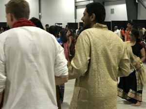 Gujarati Cultural Assocn Garba-Dandia Dance 2017-09-23 (81)